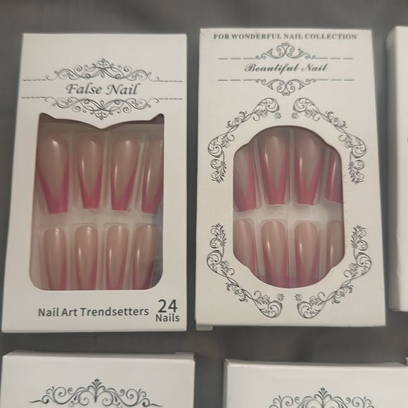 Press on nails bundles set - Picture 2 of 7